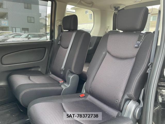 Nissan SERENA 2013-06 8690418-4
