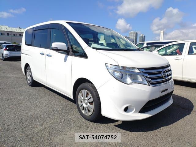 Nissan SERENA 2015-08 8690579-1