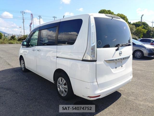 Nissan SERENA 2015-08 8690579-4
