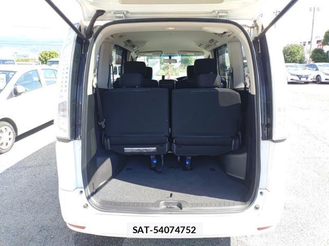 Nissan SERENA 2015-08 8690579-5