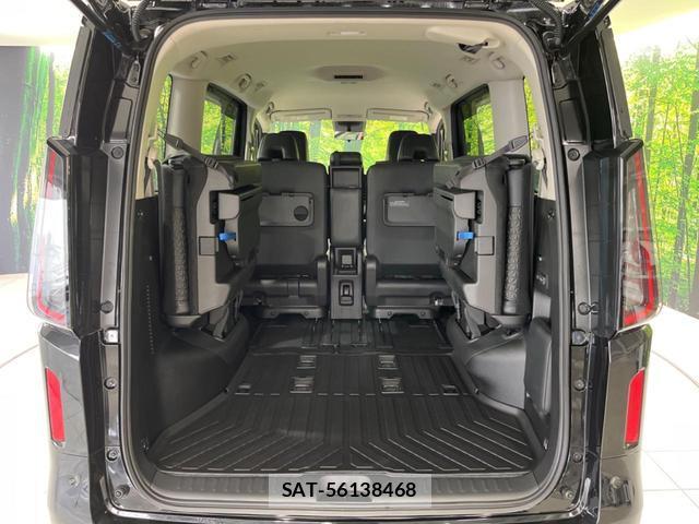 Nissan SERENA 2023-09 8690641-9