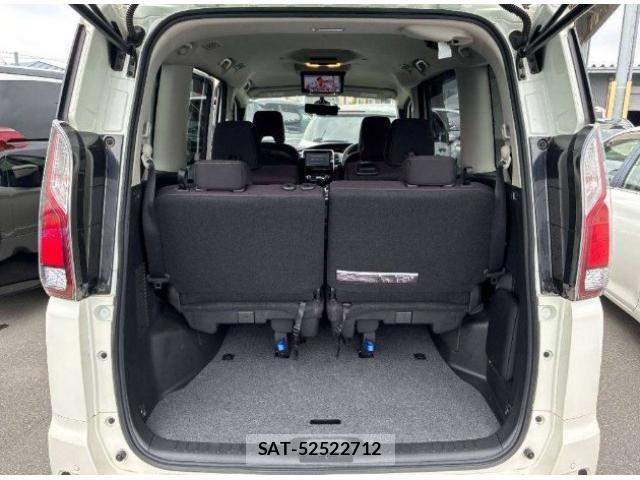 Nissan SERENA 2018-06 8690767-7