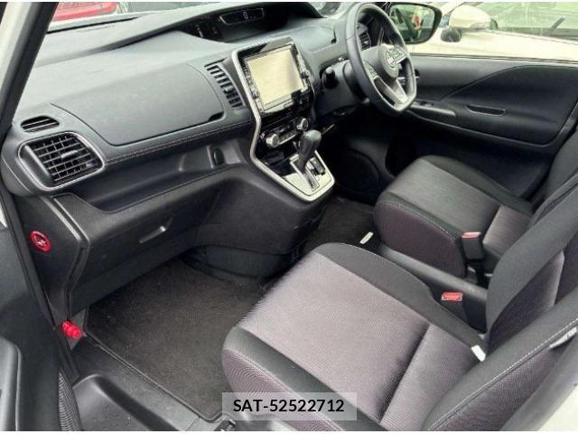 Nissan SERENA 2018-06 8690767-8