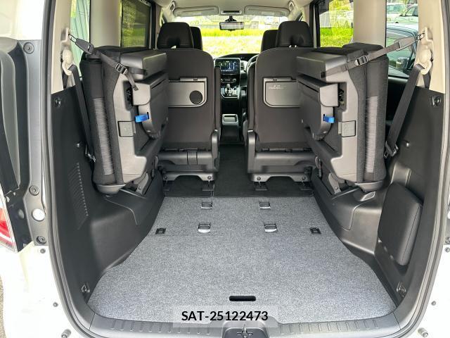 Nissan SERENA 2022-12 8691206-12