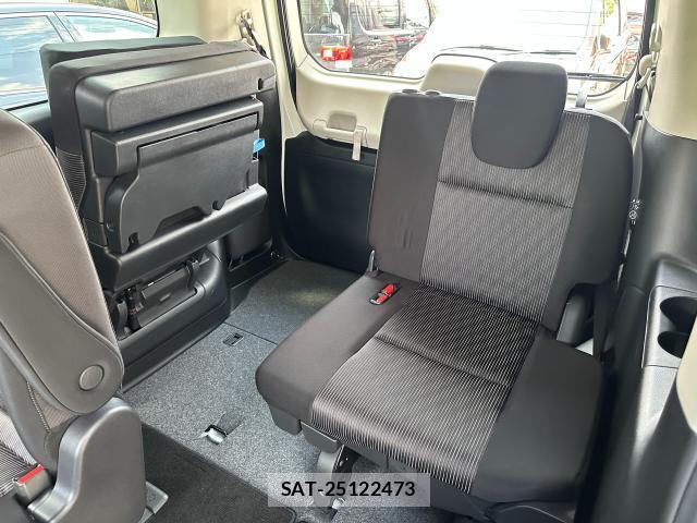 Nissan SERENA 2022-12 8691206-13