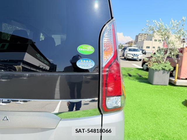 Nissan SERENA 2017-06 8691593-19