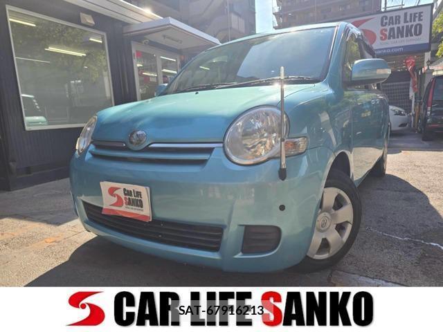 Toyota SIENTA 2008-02 8690677-0
