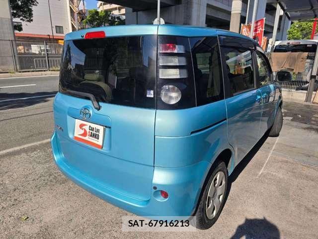 Toyota SIENTA 2008-02 8690677-3