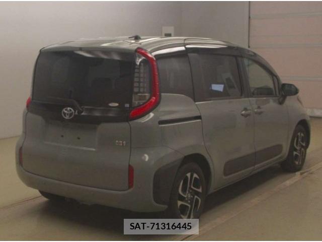 Toyota SIENTA 2023-11 8690758-4