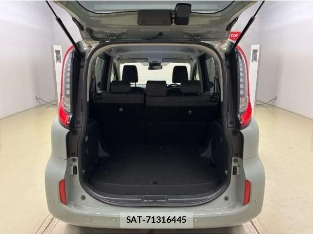 Toyota SIENTA 2023-11 8690758-6