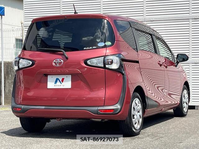Toyota SIENTA 2017-08 8690775-15