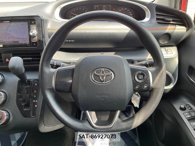 Toyota SIENTA 2017-08 8690775-9