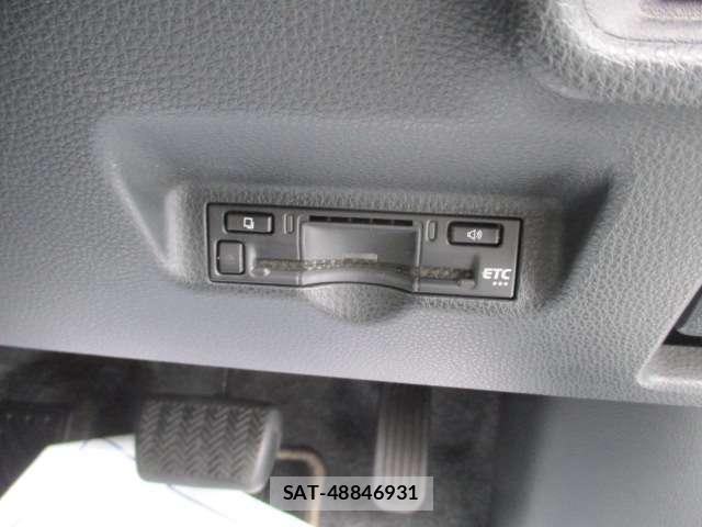 Toyota SIENTA 2022-12 8691008-10