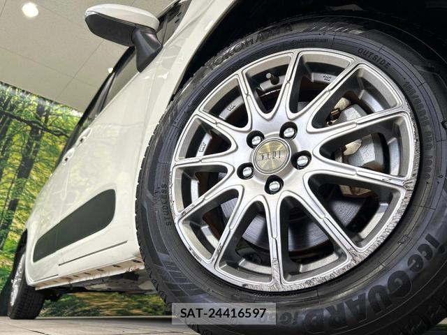 Toyota SIENTA 2023-11 8691106-12