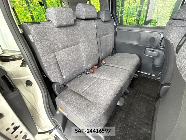 Toyota SIENTA 2023-11 8691106-8
