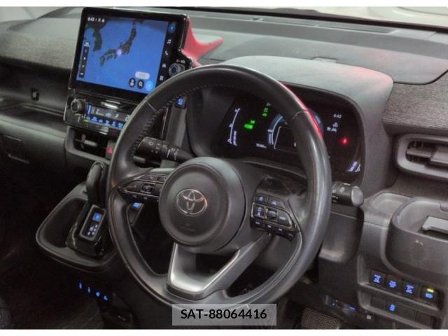 Toyota SIENTA 2024-06 8691427-2