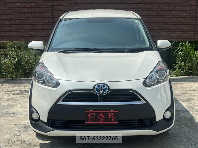 Toyota SIENTA 2017-08 8691608-16