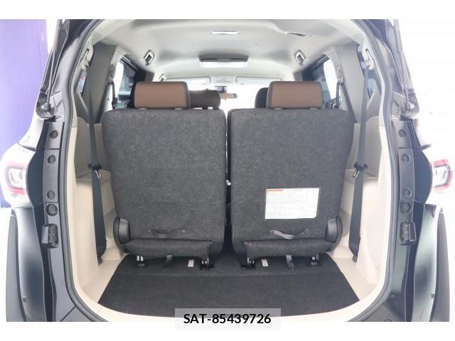 Toyota SIENTA 2019-10 8691655-18
