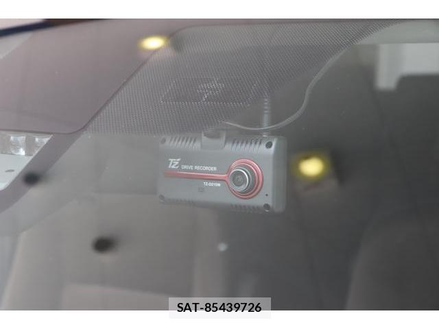 Toyota SIENTA 2019-10 8691655-19