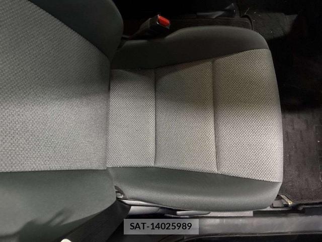 Toyota SIENTA 2023-08 8691734-11