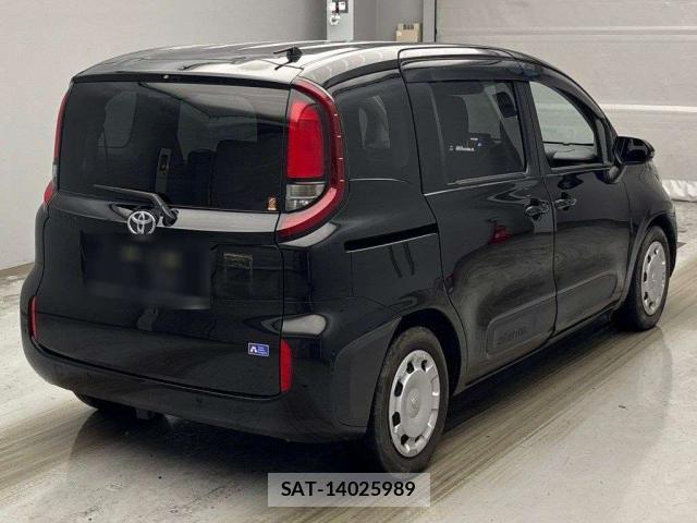 Toyota SIENTA 2023-08 8691734-9