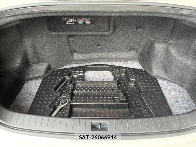 Nissan SKYLINE 2014-03 8691789-9