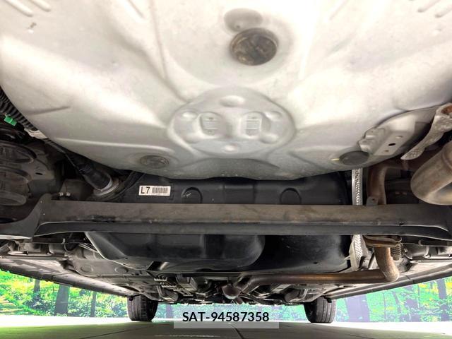 Toyota SPADE 2015-10 8690417-19