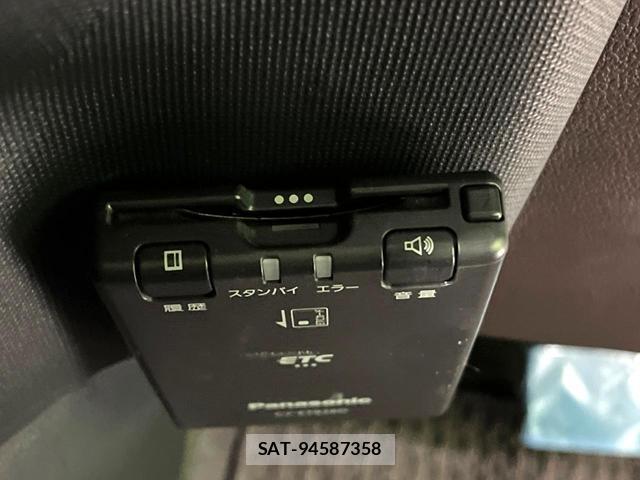 Toyota SPADE 2015-10 8690417-6