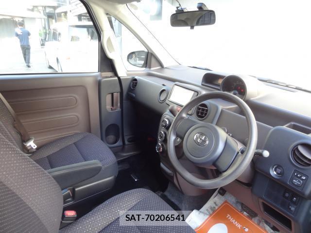 Toyota SPADE 2014-05 8691149-11