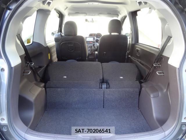 Toyota SPADE 2014-05 8691149-14