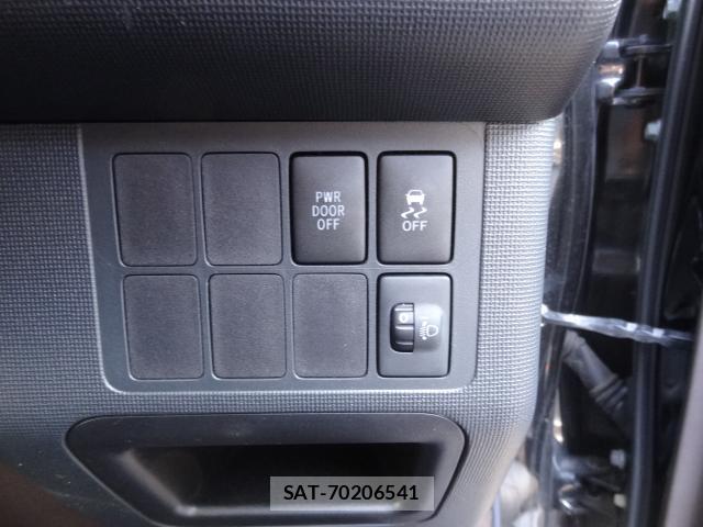 Toyota SPADE 2014-05 8691149-5
