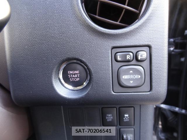 Toyota SPADE 2014-05 8691149-7
