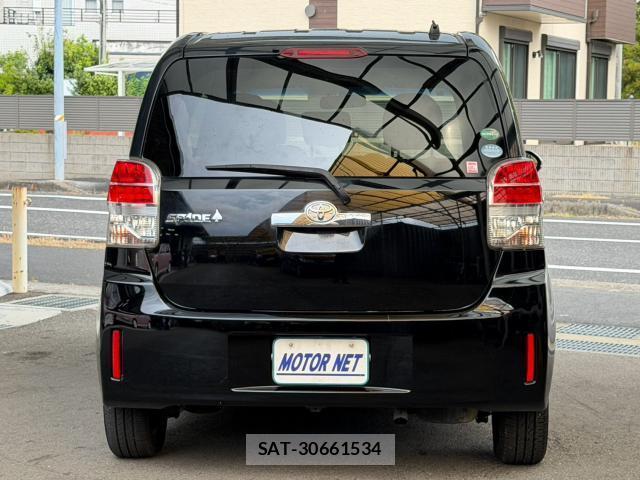 Toyota SPADE 2015-09 8691160-13