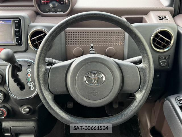 Toyota SPADE 2015-09 8691160-17