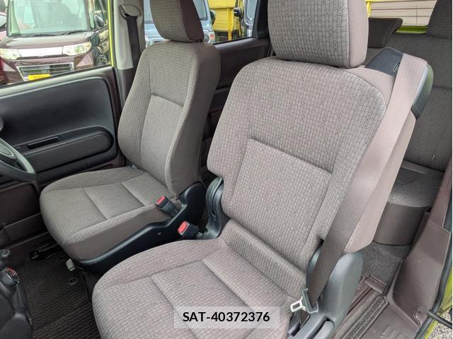 Toyota SPADE 2016-08 8691738-5