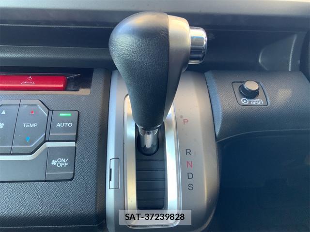 Honda e 2013-12 8648124-9