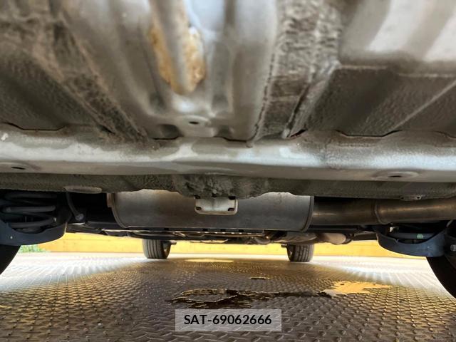 Honda e 2013-01 8690818-18