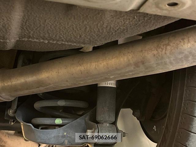 Honda e 2013-01 8690818-19