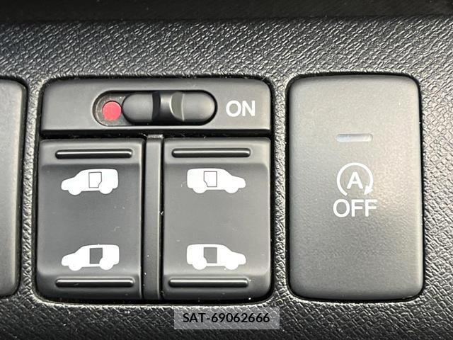 Honda e 2013-01 8690818-3