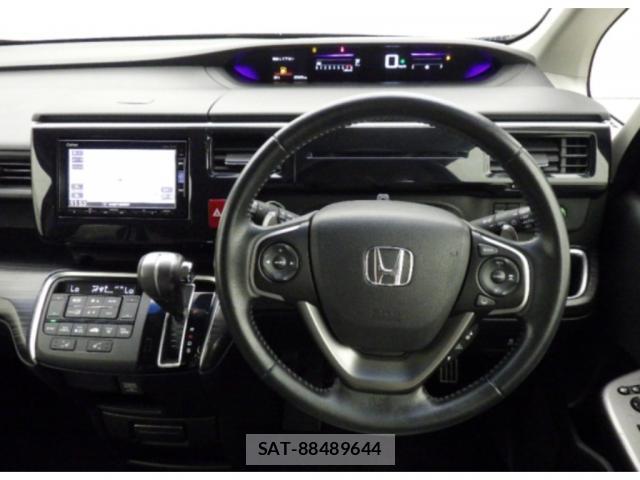 Honda e 2017-01 8691351-2