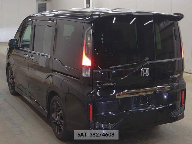 Honda e 2021-08 8691418-1