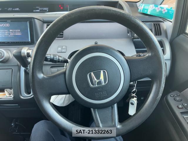 Honda e 2005-11 8690829-11