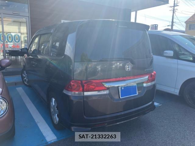 Honda e 2005-11 8690829-13