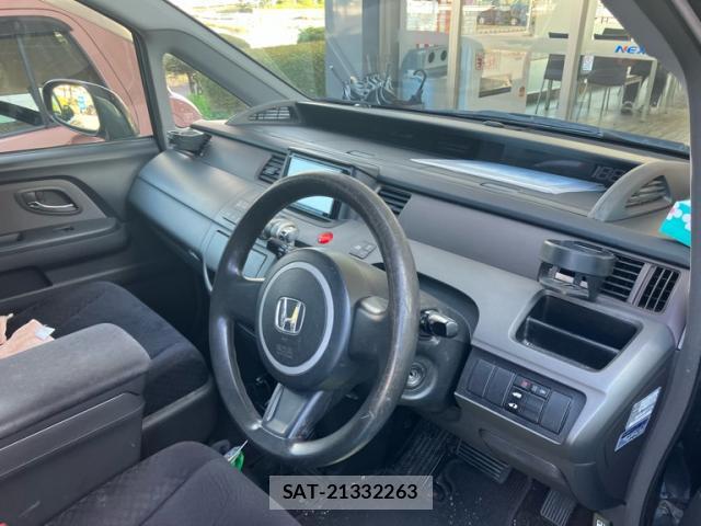 Honda e 2005-11 8690829-7