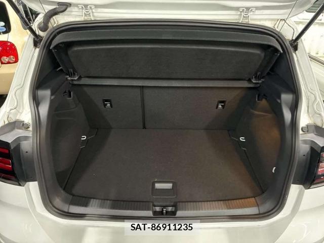 VolksWagen T-CROSS 2023-03 8691560-7