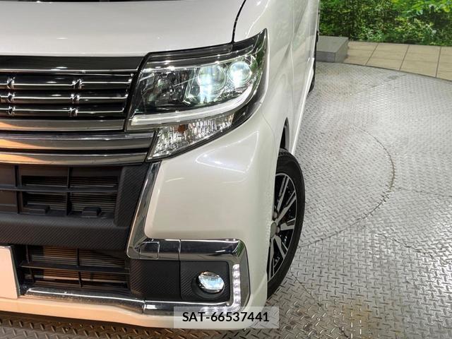 Daihatsu TANTO 2018-04 8690744-13