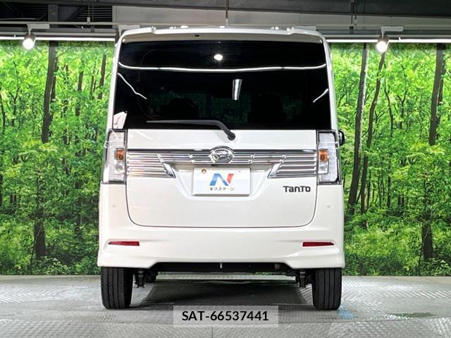 Daihatsu TANTO 2018-04 8690744-16