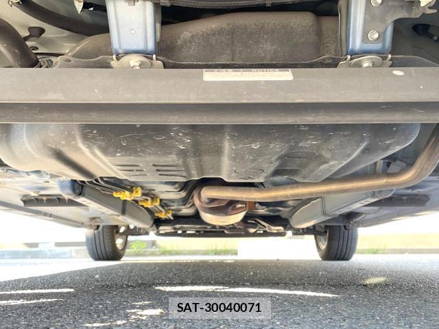 Daihatsu TANTO 2015-09 8691094-17