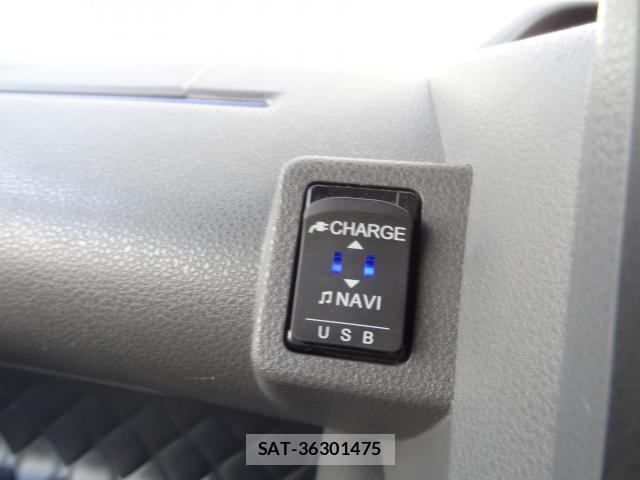 Daihatsu TANTO 2019-08 8691141-17