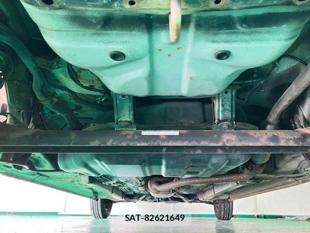 Daihatsu TANTO 2010-06 8691220-11
